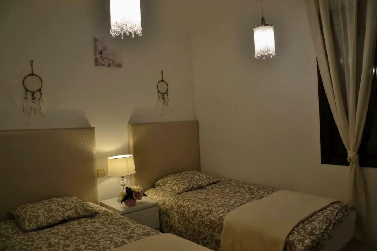 El Patio Dona Julia Διαμέρισμα Casares 0*,